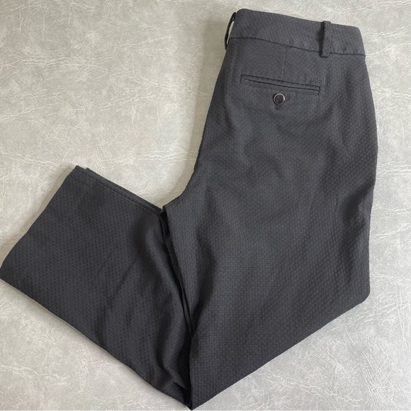 Izod Black Cotton Blend Textured Spring Cropped Pants - Picture 7 of 7